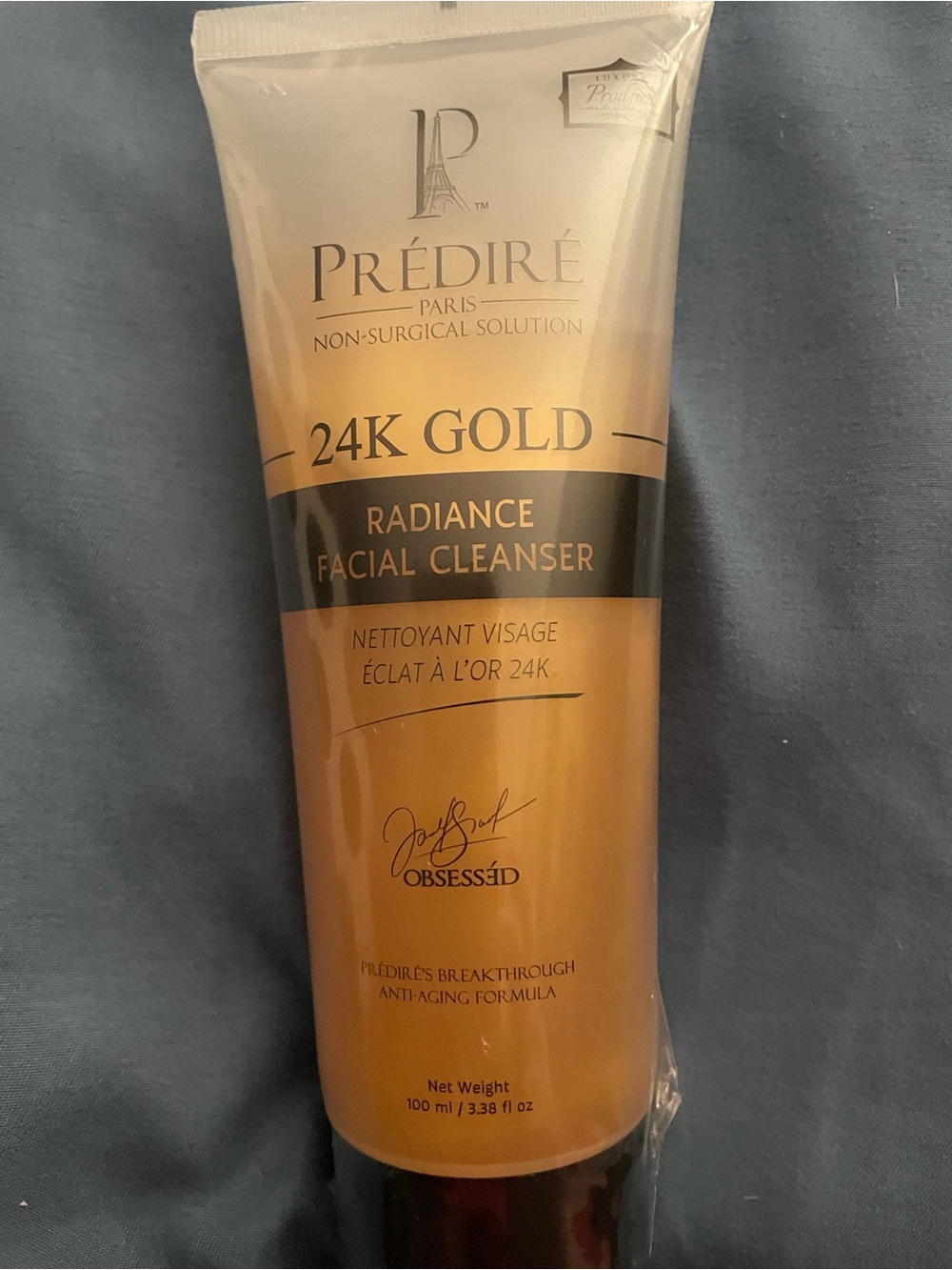 Prédiré 24K Gold Radiance Facial Cleanser — Gold